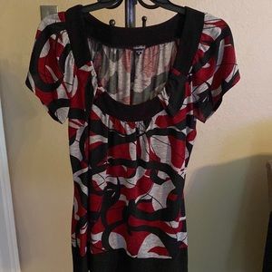 Maurices size medium, maroon, black and grey scoop neck blouse